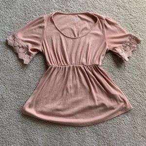 Isabel Flutter Sleeve Maternity Top